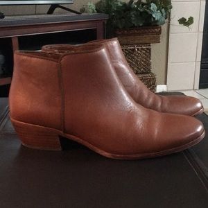 Sam Edelman Petty boot size 8